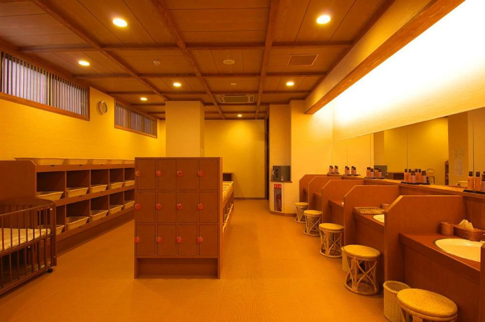 Hotakasou Club Vandrarhem Takayama  Exteriör bild