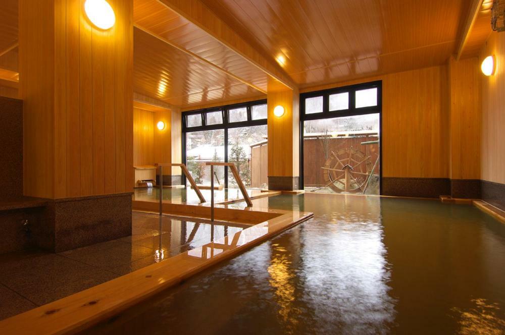 Hotakasou Club Vandrarhem Takayama  Exteriör bild