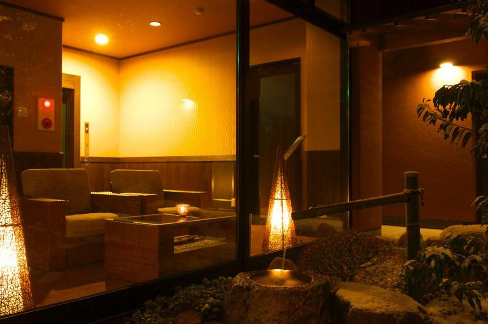 Hotakasou Club Vandrarhem Takayama  Exteriör bild