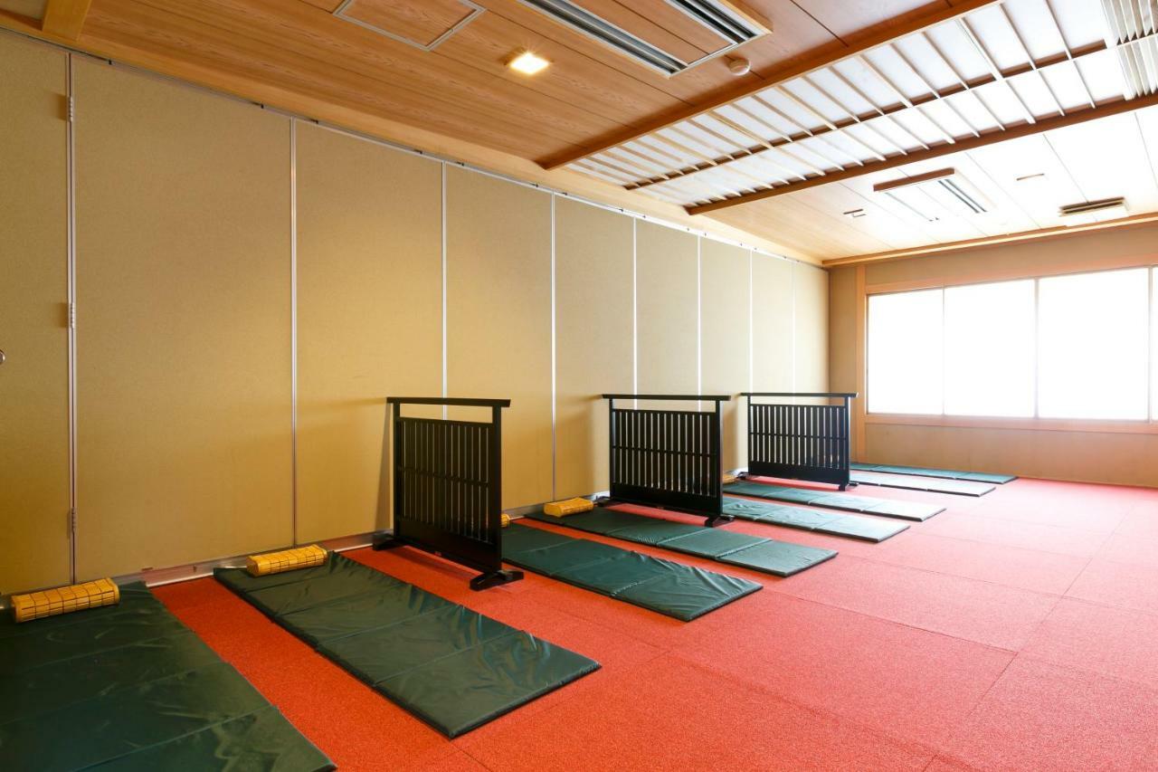 Hotakasou Club Vandrarhem Takayama  Exteriör bild