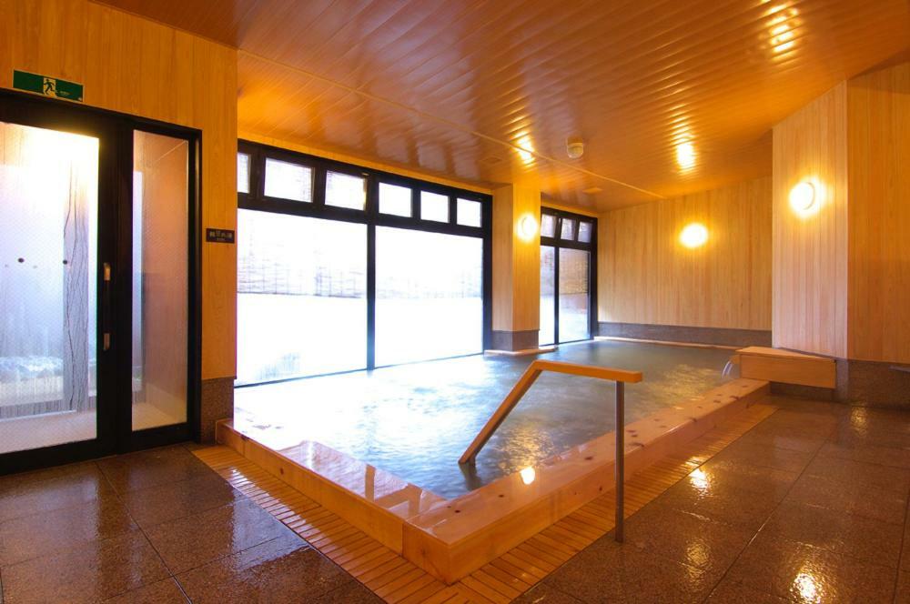 Hotakasou Club Vandrarhem Takayama  Exteriör bild